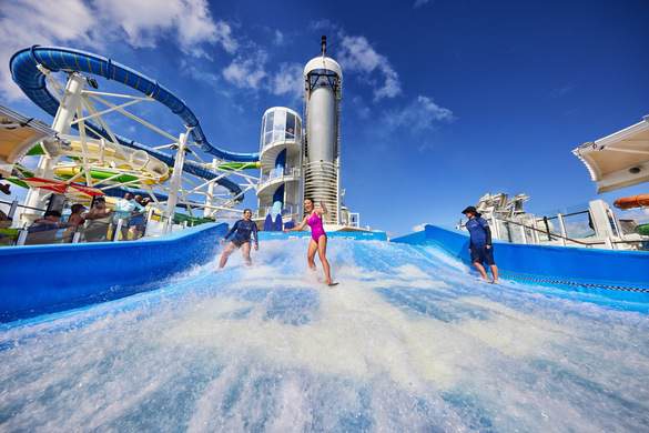 Royal Caribbean International, Freedom of the Seas, Flowrider, 9, AHendel.jpg